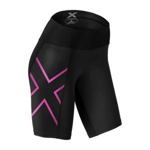 NWT 2XU Mid-Rise Compression Short Womens Black/Cherry Pink Women's Size Small